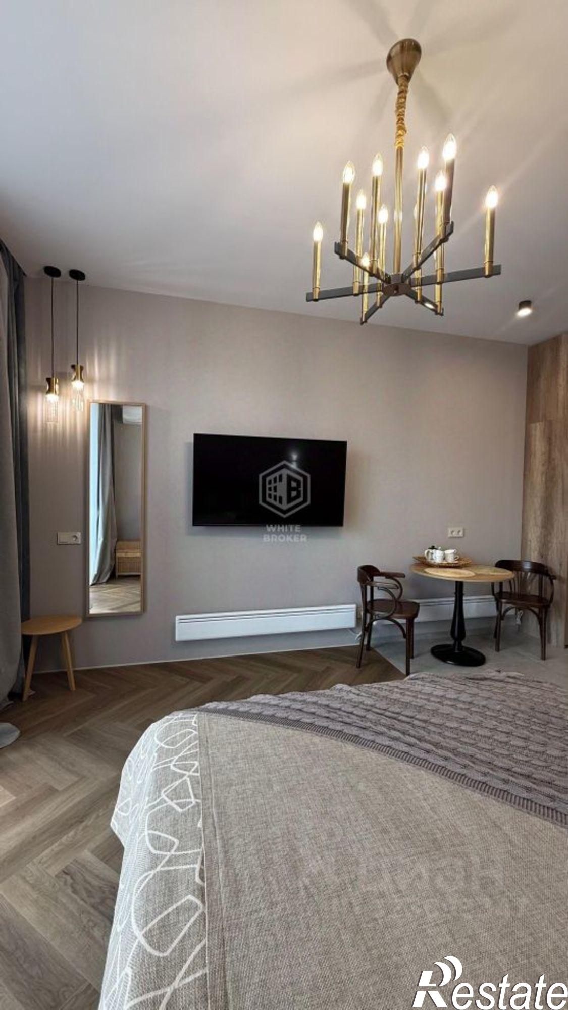 Купить квартиру за 11 500 000 рублей на ул Ялтинская, 16Е