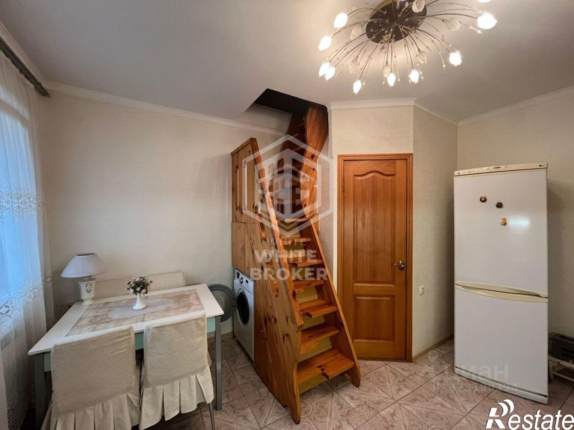 Купить квартиру за 12 000 000 рублей на ул Пироговская, 3