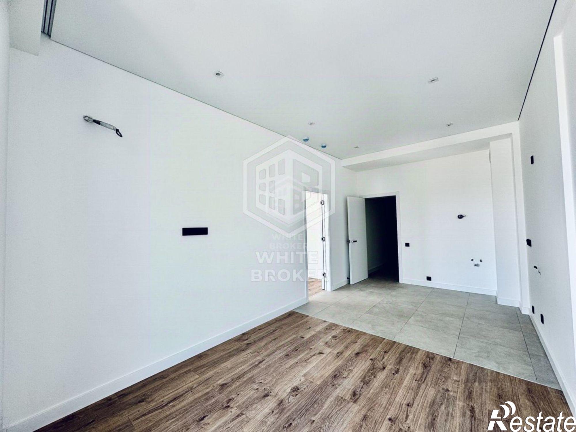 Купить квартиру за 19 500 000 рублей на ул Строителей, 10