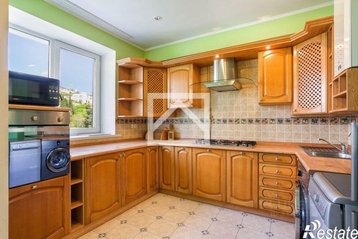 5-комн квартира улица Красных Партизан, 10,  д. 10