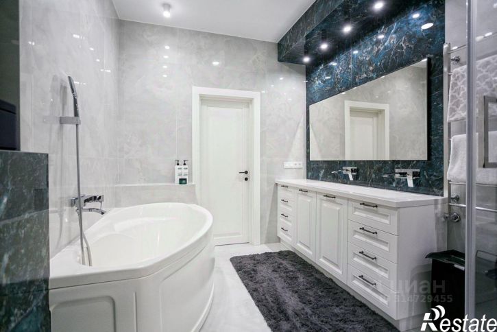 4-комн квартира улица Щорса, 8Ж,  д. 8Ж