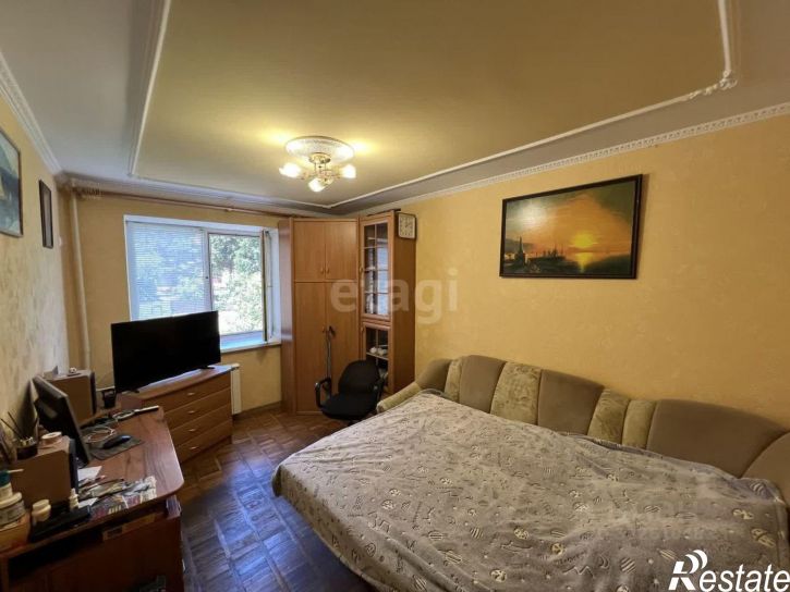 3-комн квартира улица Сеченова, 25А,  д. 25А