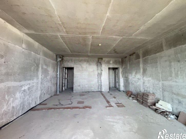 5-комн квартира улица Строителей, 3,  д. 3