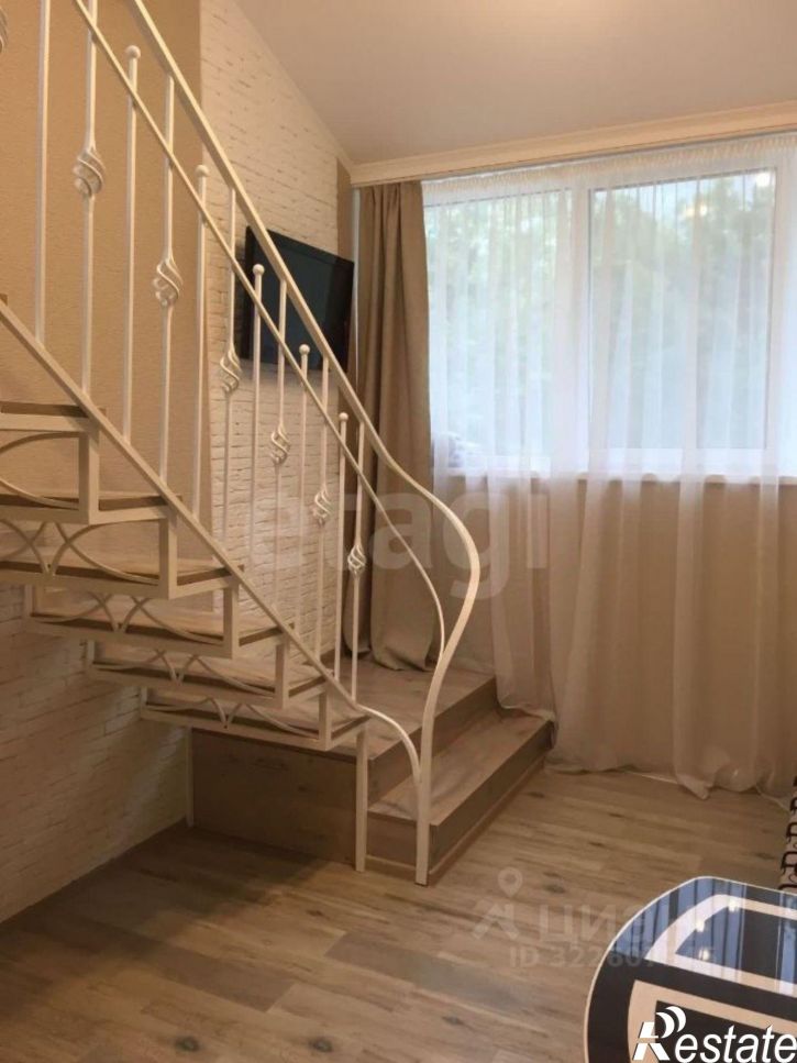 1-комн квартира Севастопольское шоссе, 1,  д. 1