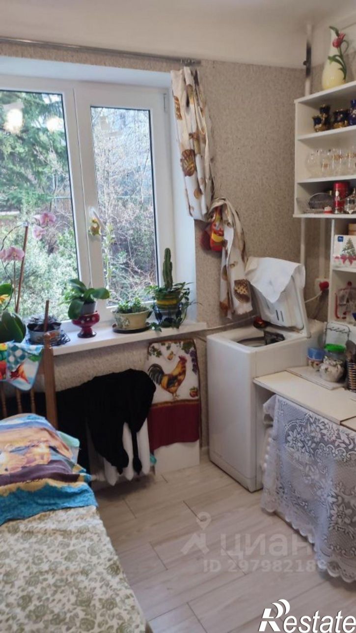 2-комн квартира улица Дзержинского, 9,  д. 9