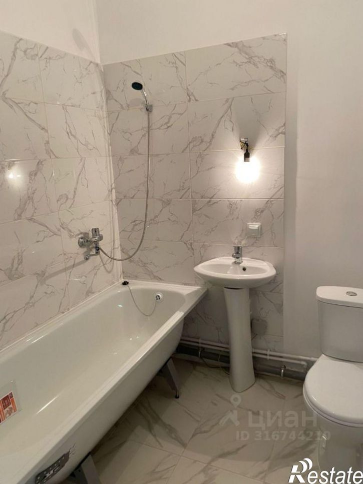 1-комн квартира улица Кирова, 155А к2,  д. 155А к2