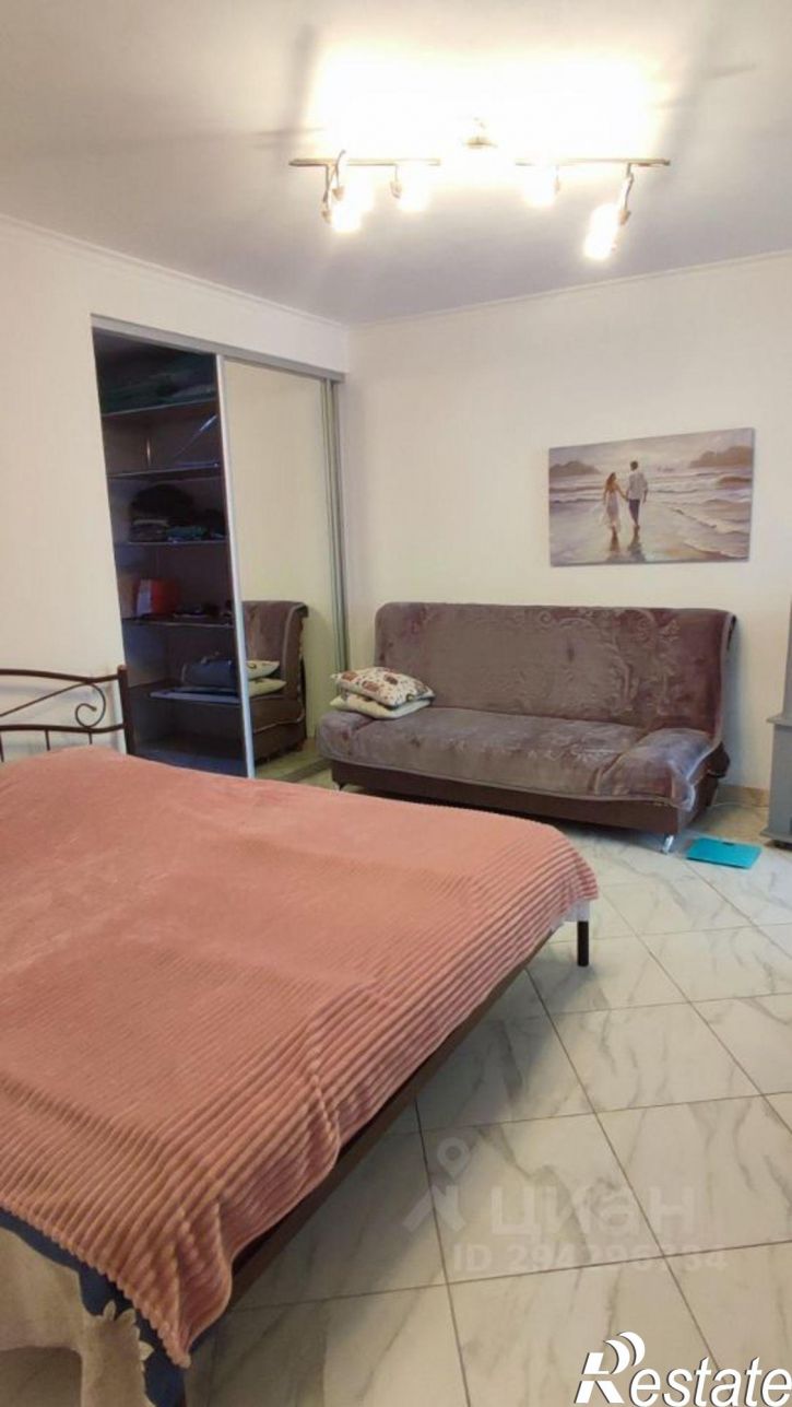 6-комн квартира ул Дмитриева, 8,  д. 8