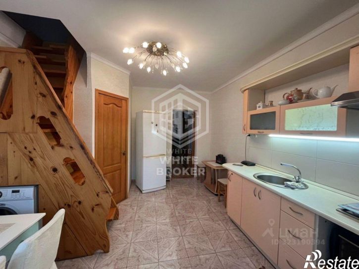 3-комн квартира ул Пироговская, 3,  д. 3