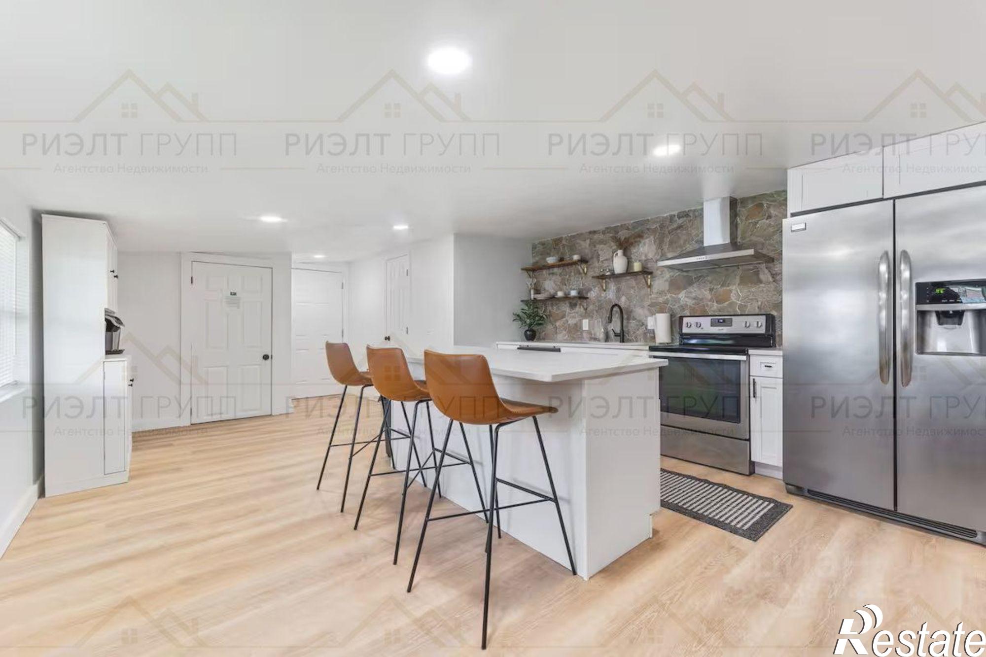 Купить квартиру за 28 400 000 рублей на Морской спуск, 9