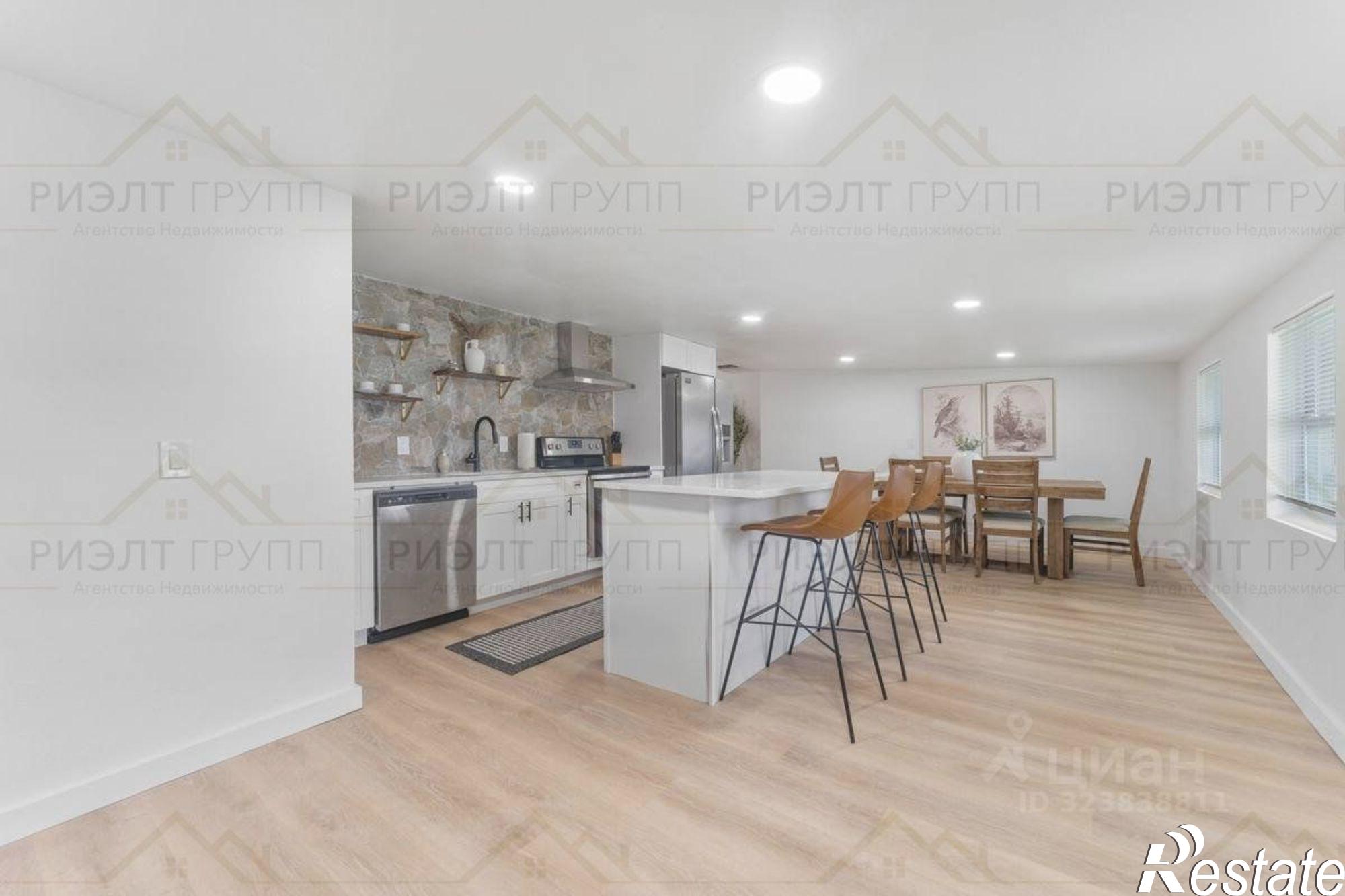 Купить квартиру за 28 400 000 рублей на Морской спуск, 9