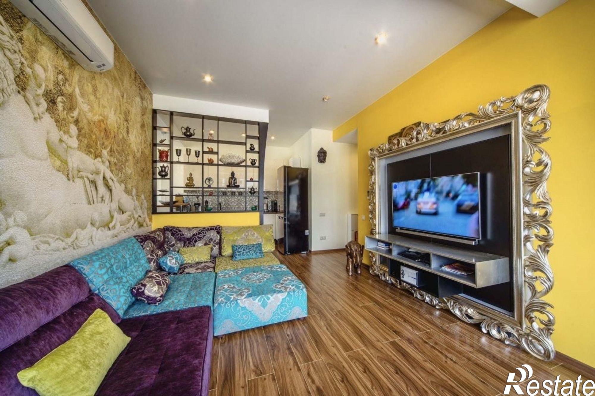 Купить квартиру за 59 000 000 рублей на набережная Ленина, 4