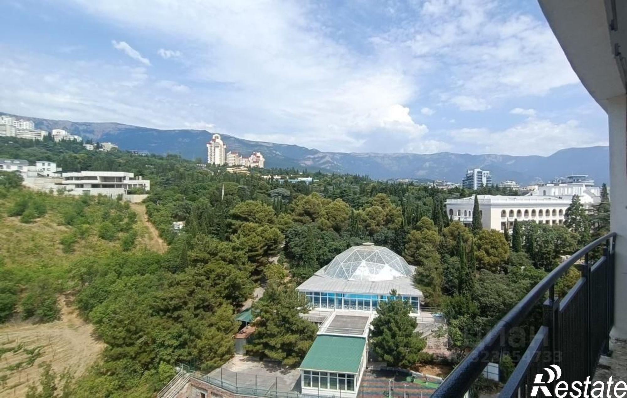 Купить квартиру за 12 000 000 рублей на Виноградная улица, 101