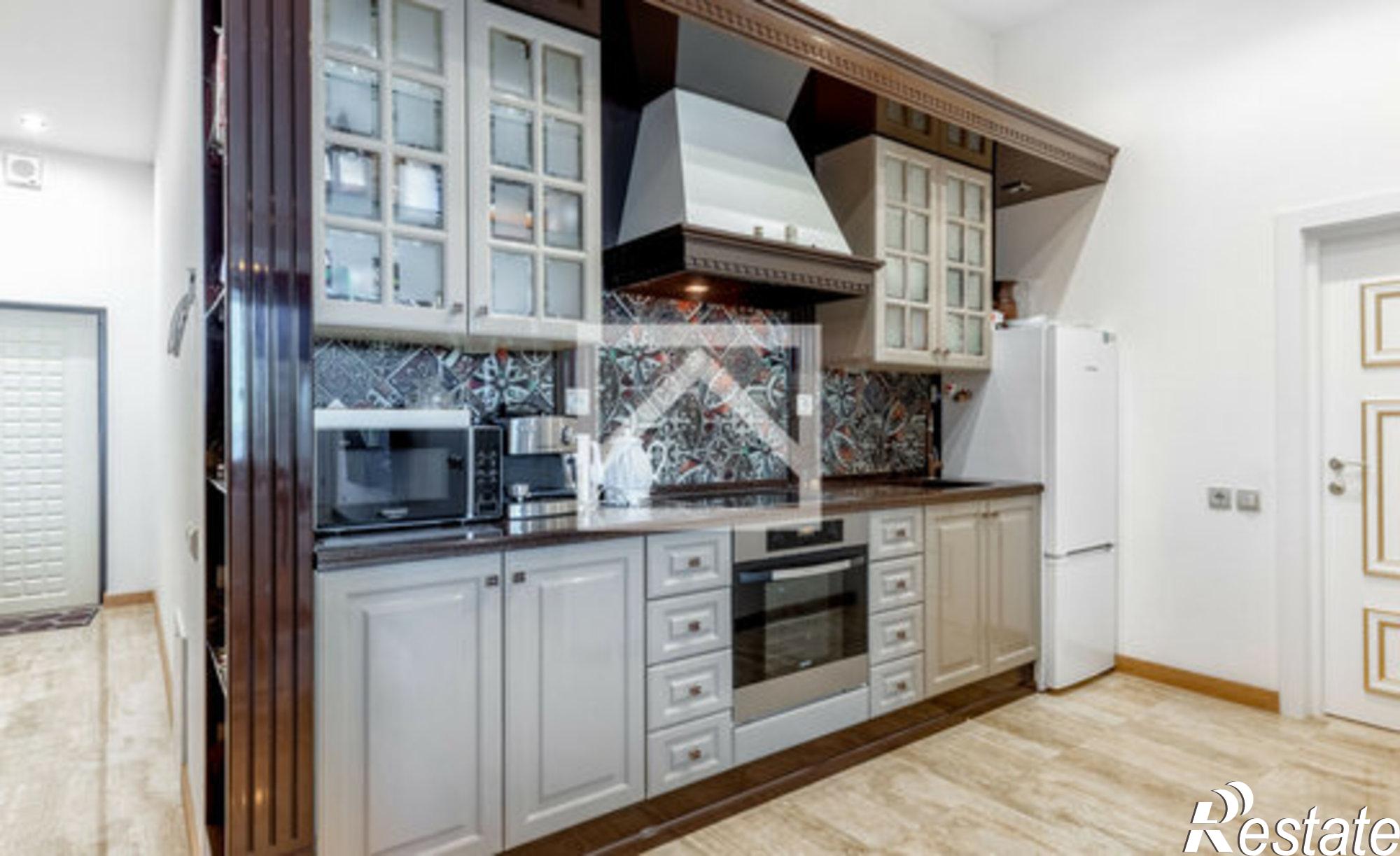 Купить квартиру за 47 000 000 рублей на ул Дражинского, 48