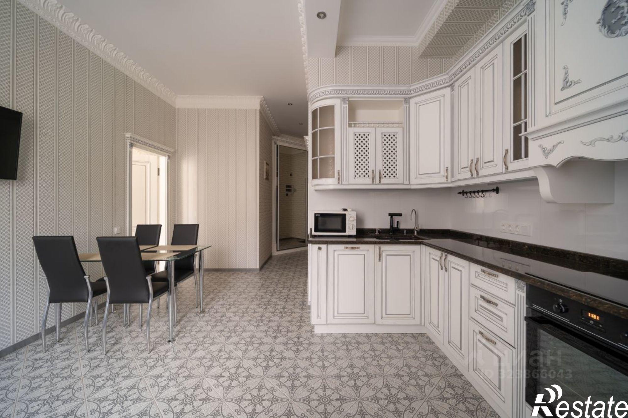 Купить квартиру за 19 950 000 рублей на ул Батурина, 42