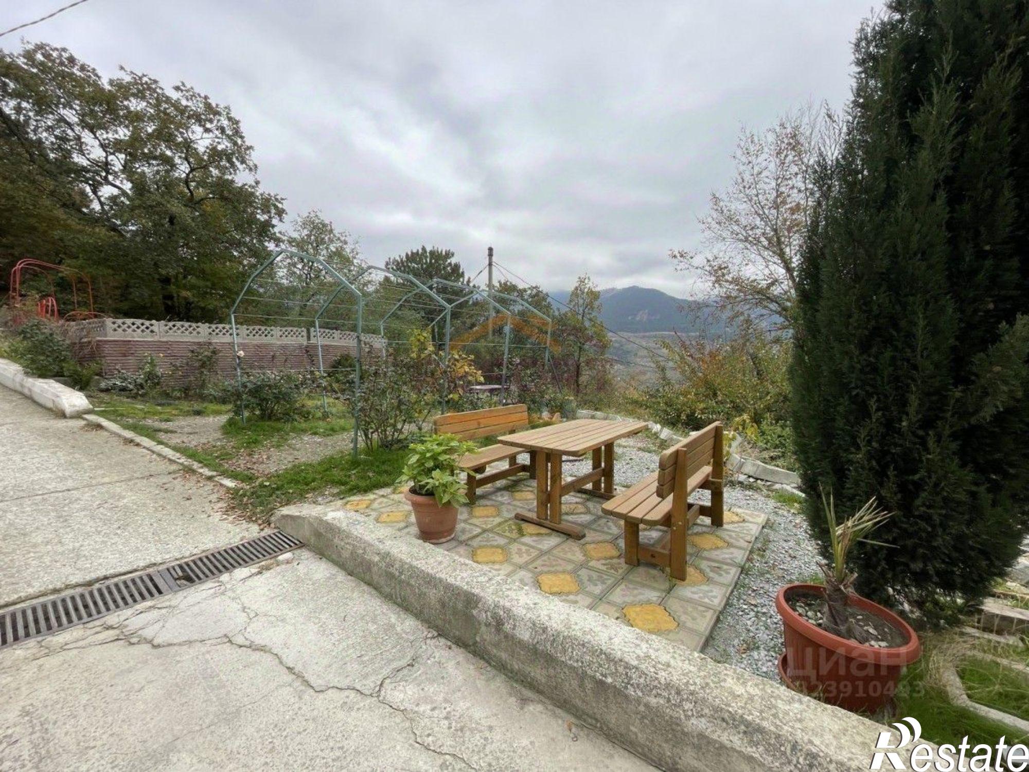 Купить квартиру за 8 700 000 рублей на Дарсановский пер, 17Б