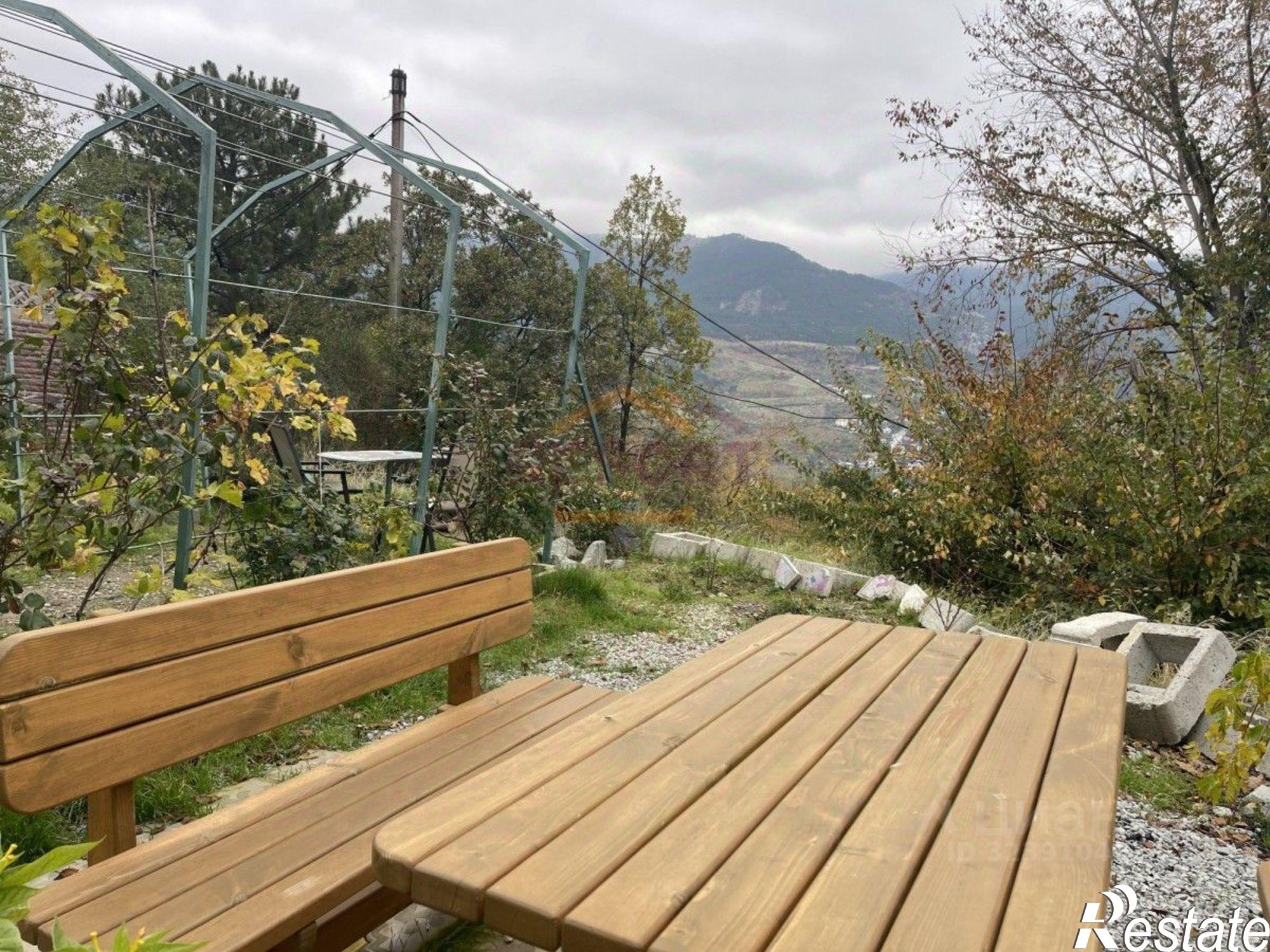 Купить квартиру за 8 700 000 рублей на Дарсановский пер, 17Б