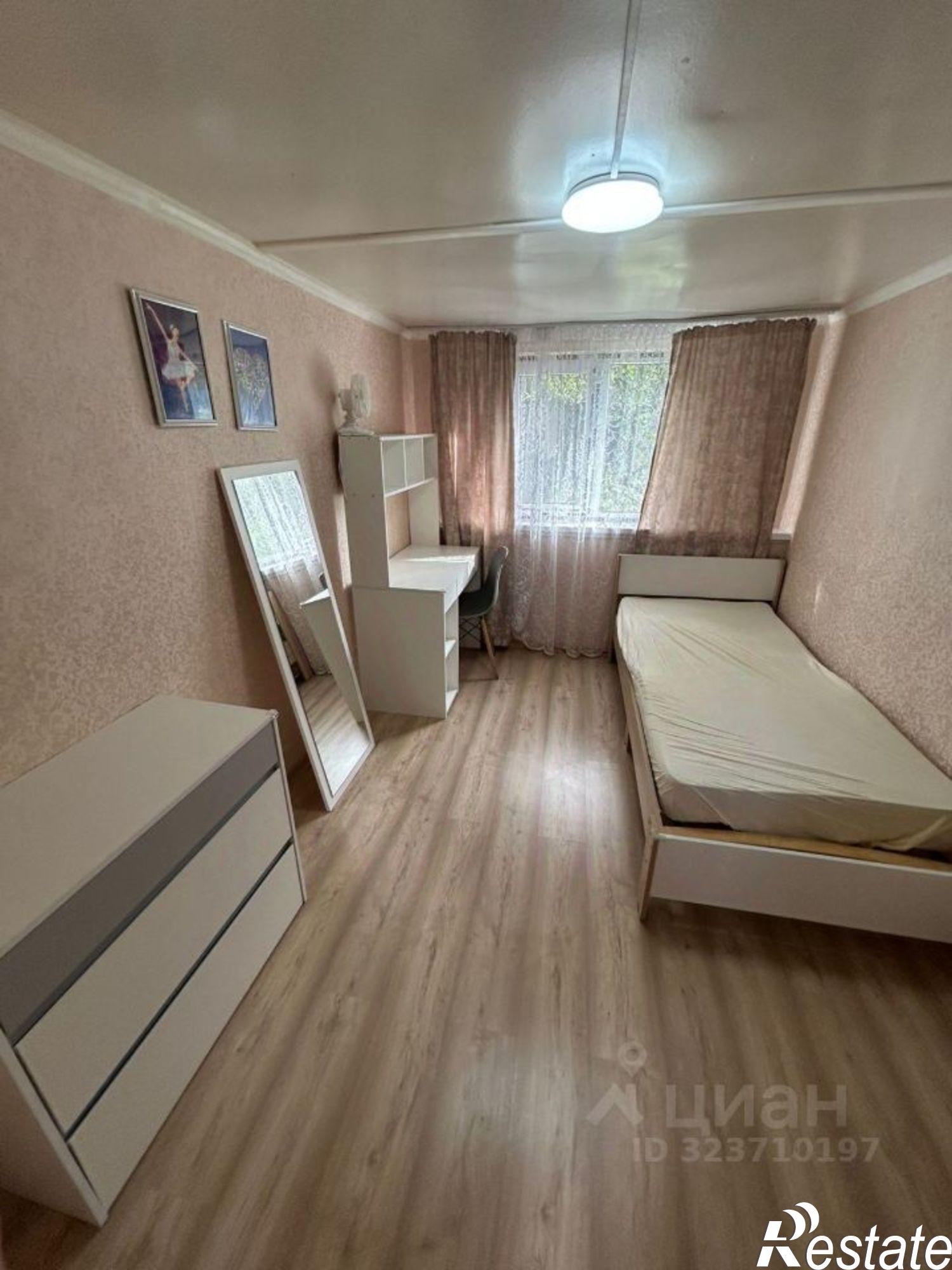 Сдать дачу, дом, коттедж за 450 000 рублей на улица Халтурина, 28