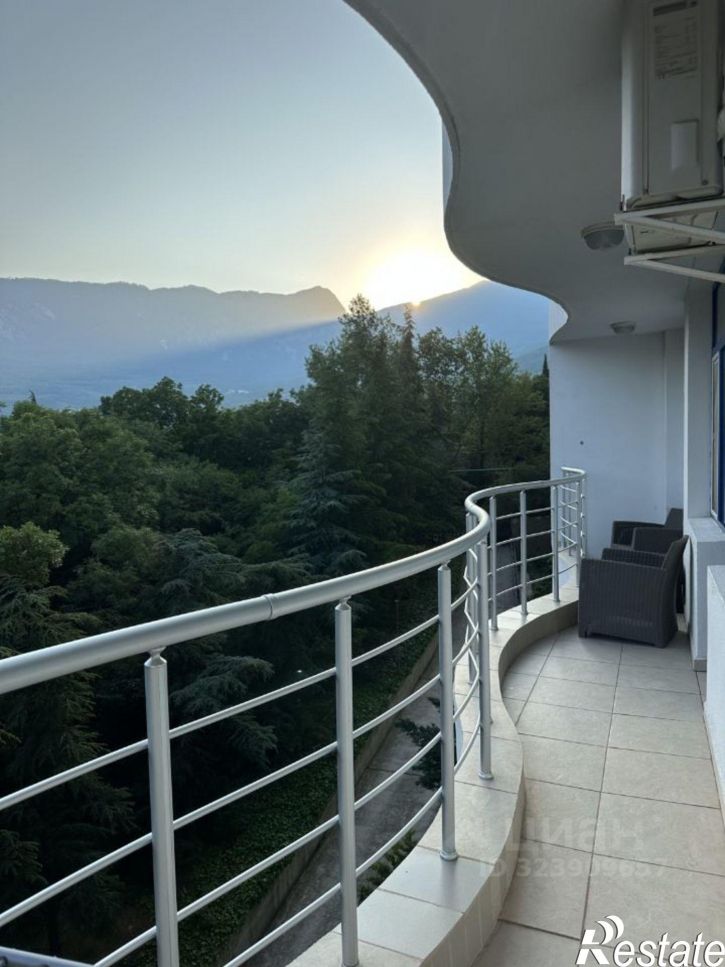 2-комн квартира ул Ялтинская, 16Г,  д. 16Г