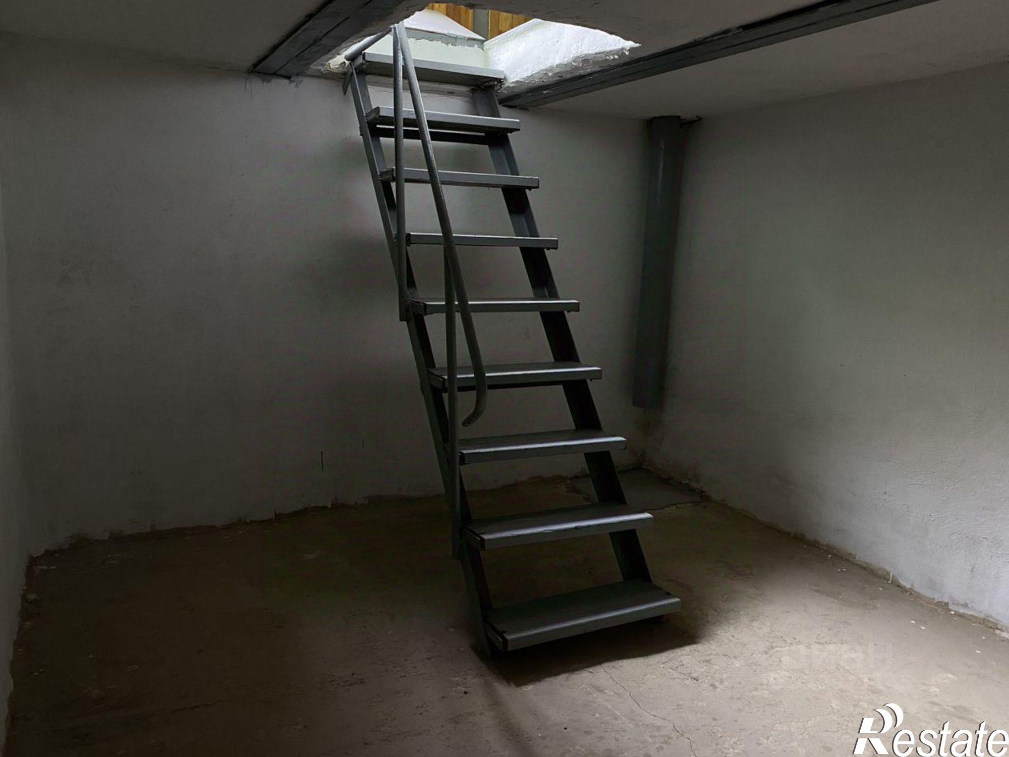 Купить гараж, место в паркинге за 3 484 870 рублей на ул Свердлова, 45З