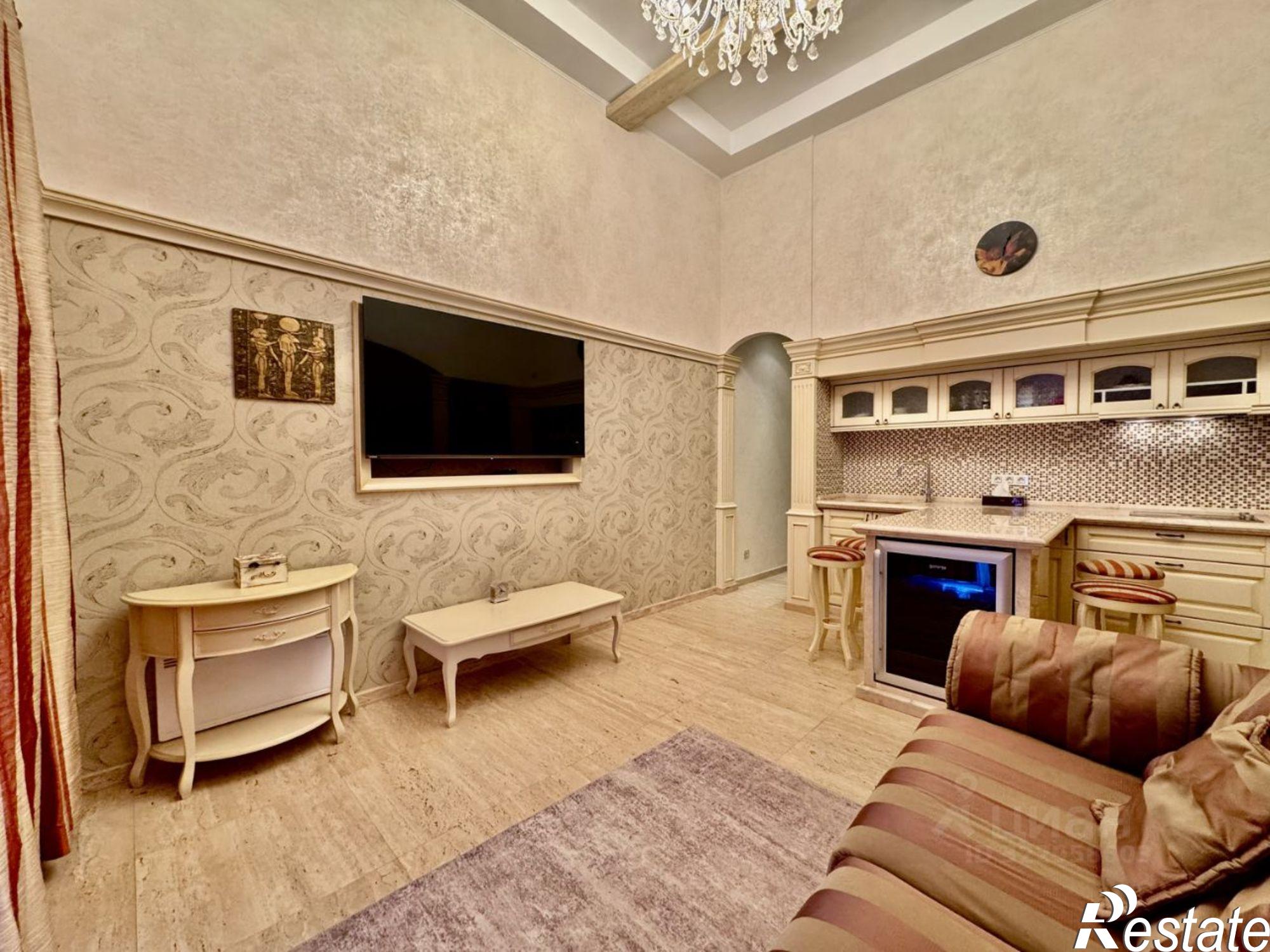 Купить квартиру за 21 700 000 рублей на наб им А.С.Пушкина, 11