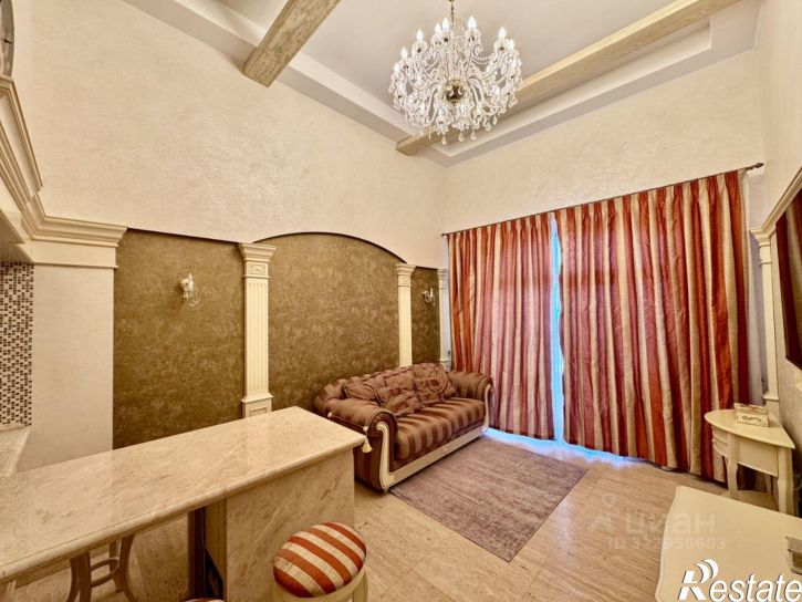 3-комн квартира наб им А.С.Пушкина, 11,  д. 11