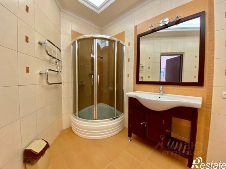 2-комн квартира ул Ялтинская, 16Б,  д. 16Б