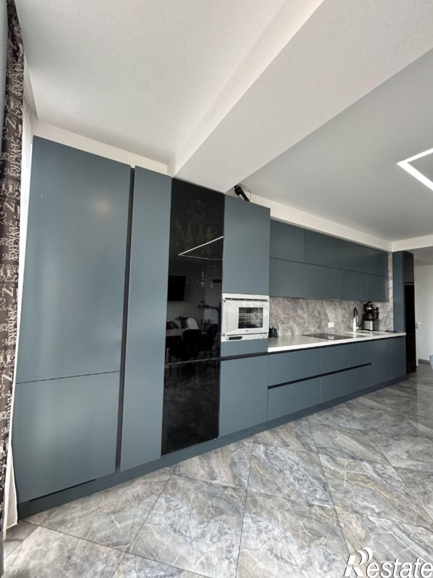 Купить дачу, дом, коттедж за 86 000 000 рублей на Алупка, шоссе Южнобережное, 16К