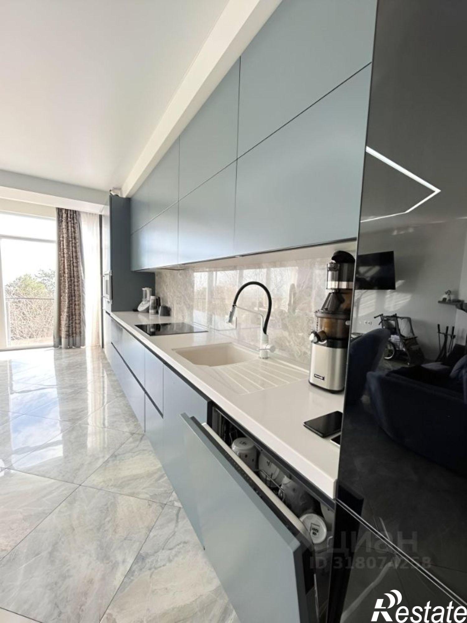 Купить дачу, дом, коттедж за 86 000 000 рублей на Алупка, шоссе Южнобережное, 16К