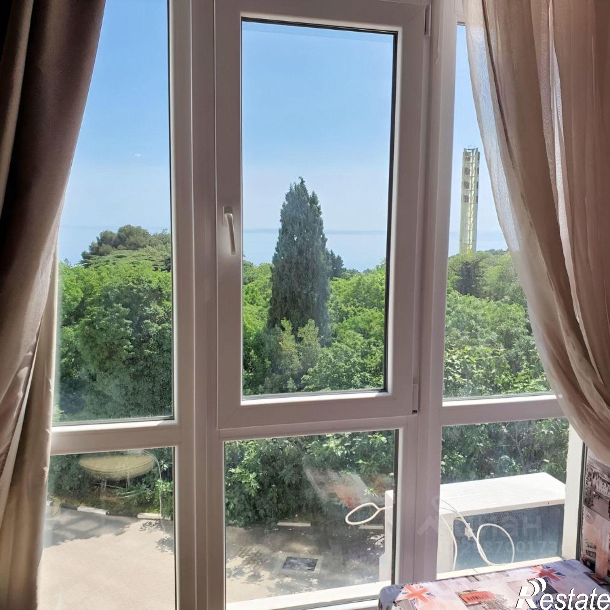 Сдать квартиру за 45 000 рублей на муниципальный округ Ялта