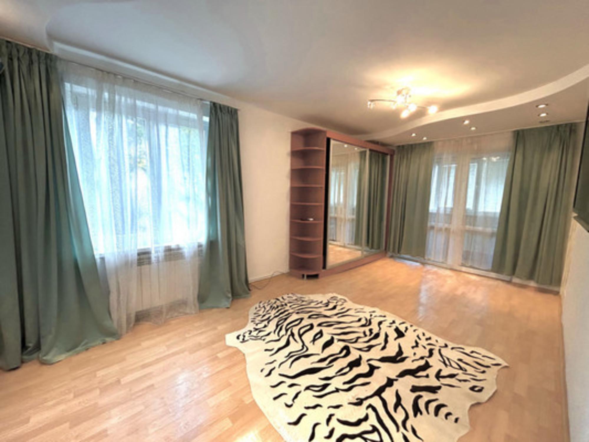 Купить квартиру за 10 500 000 рублей на Ялта г, Мухина ул, 20