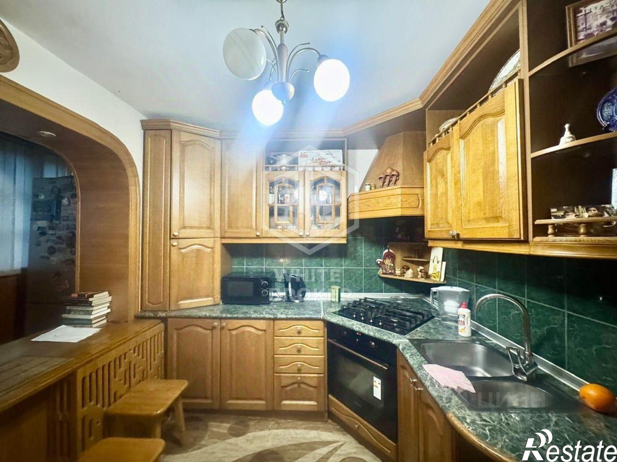 Купить квартиру за 18 540 000 рублей на ул Кривошты, 15