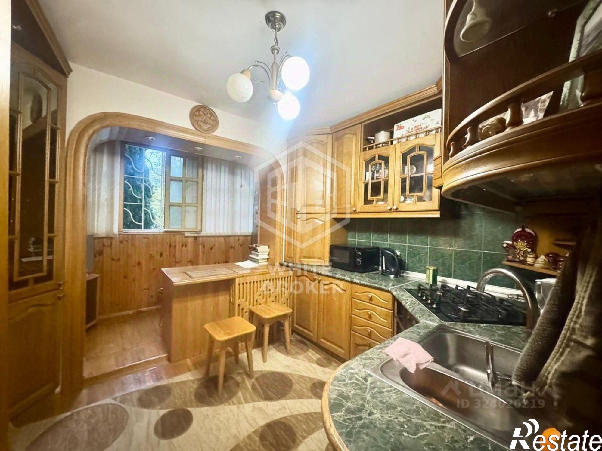 Купить квартиру за 18 540 000 рублей на ул Кривошты, 15