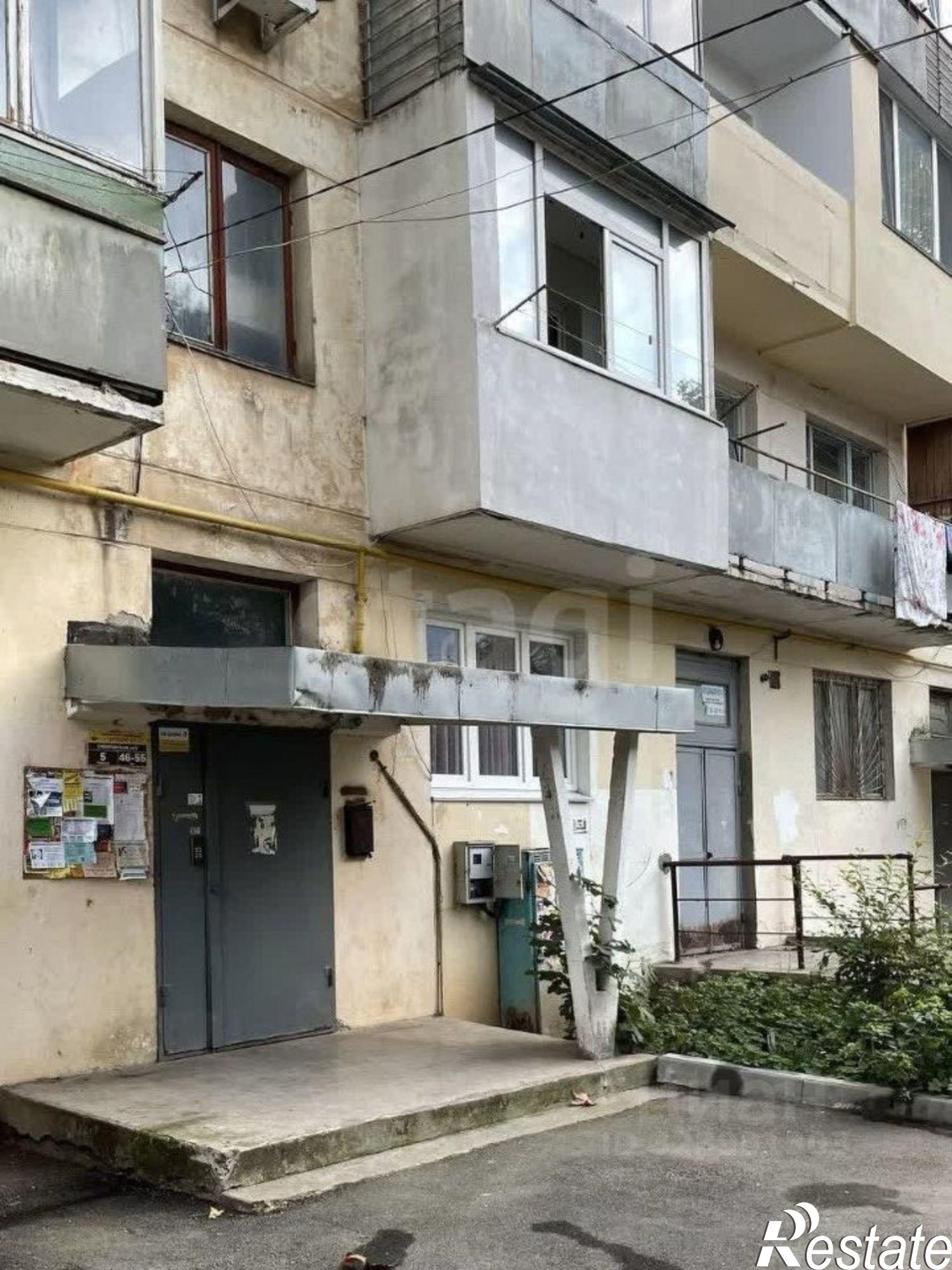 Купить квартиру за 10 300 000 рублей на Суворовская улица, 14