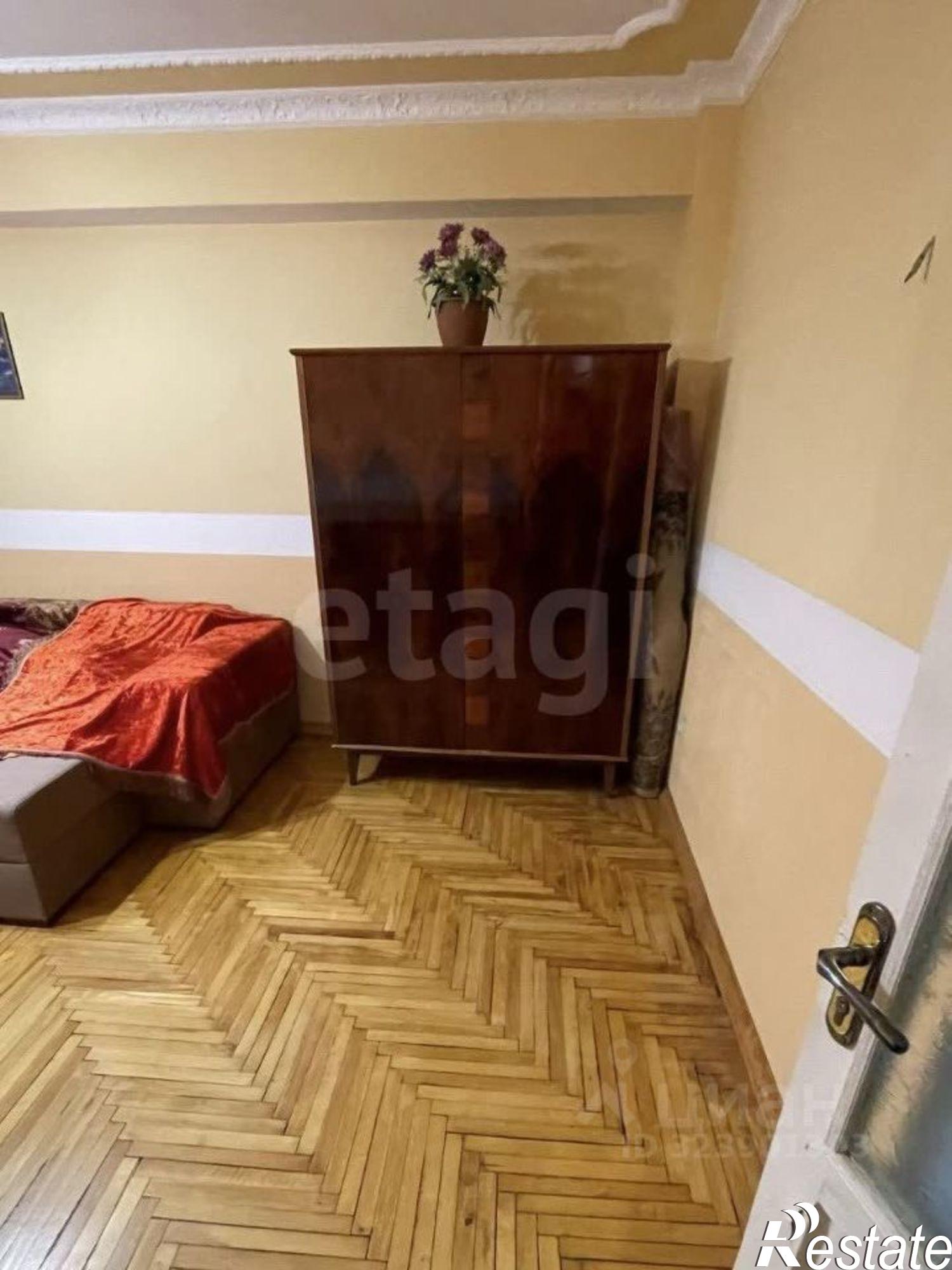 Купить квартиру за 10 300 000 рублей на Суворовская улица, 14