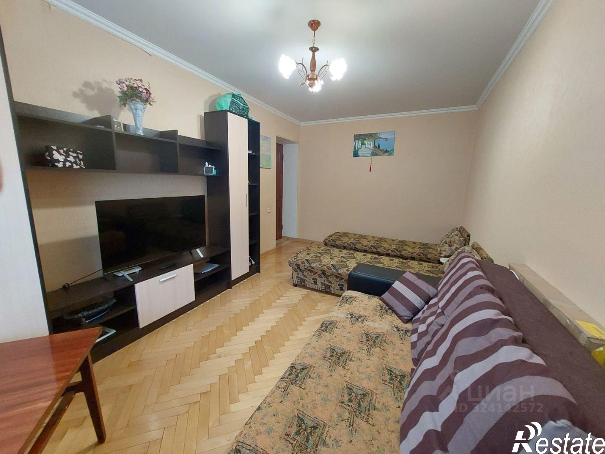 Сдать квартиру за 25 000 рублей на ул Ленинградская, 13