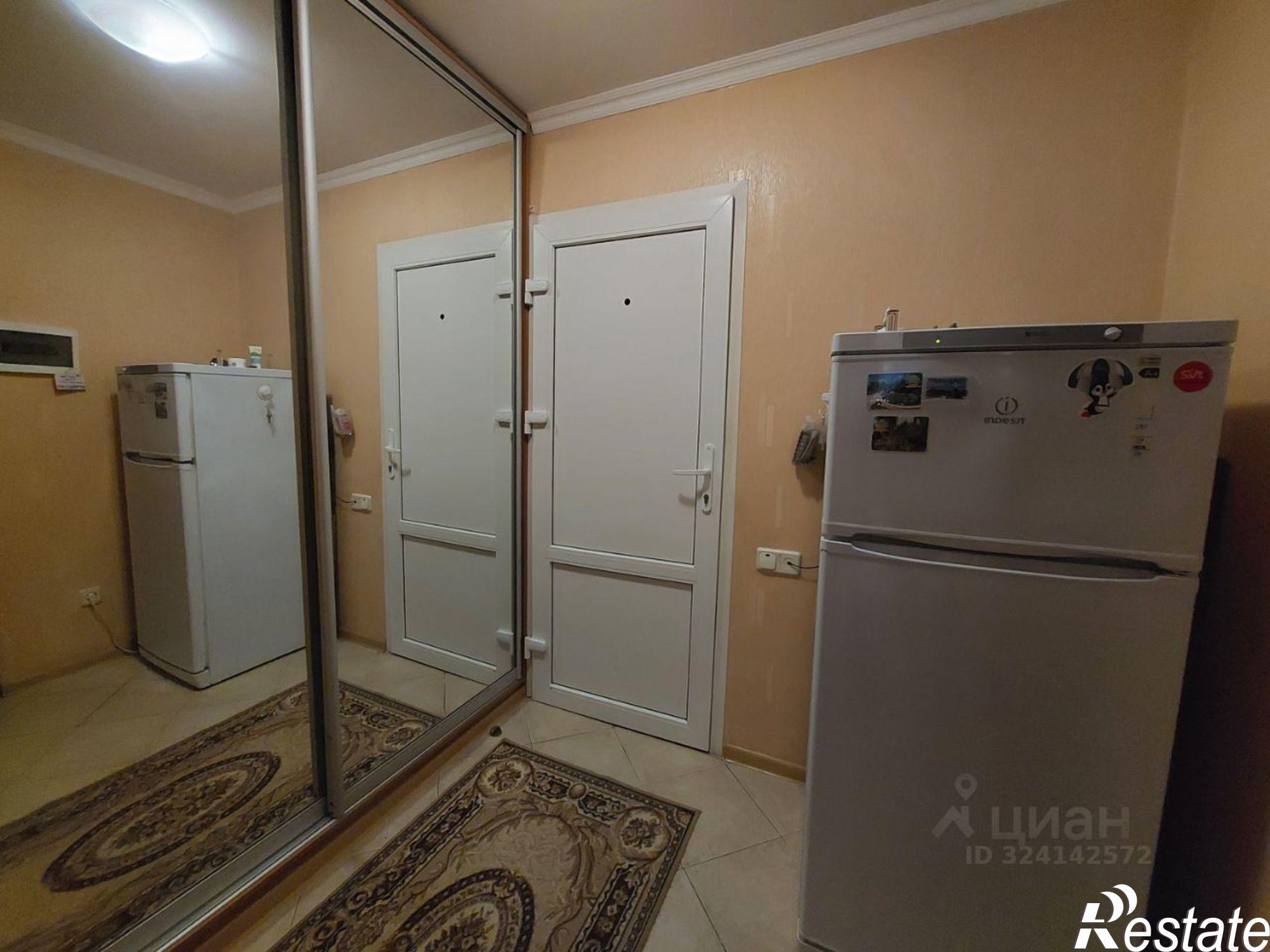 Сдать квартиру за 25 000 рублей на ул Ленинградская, 13