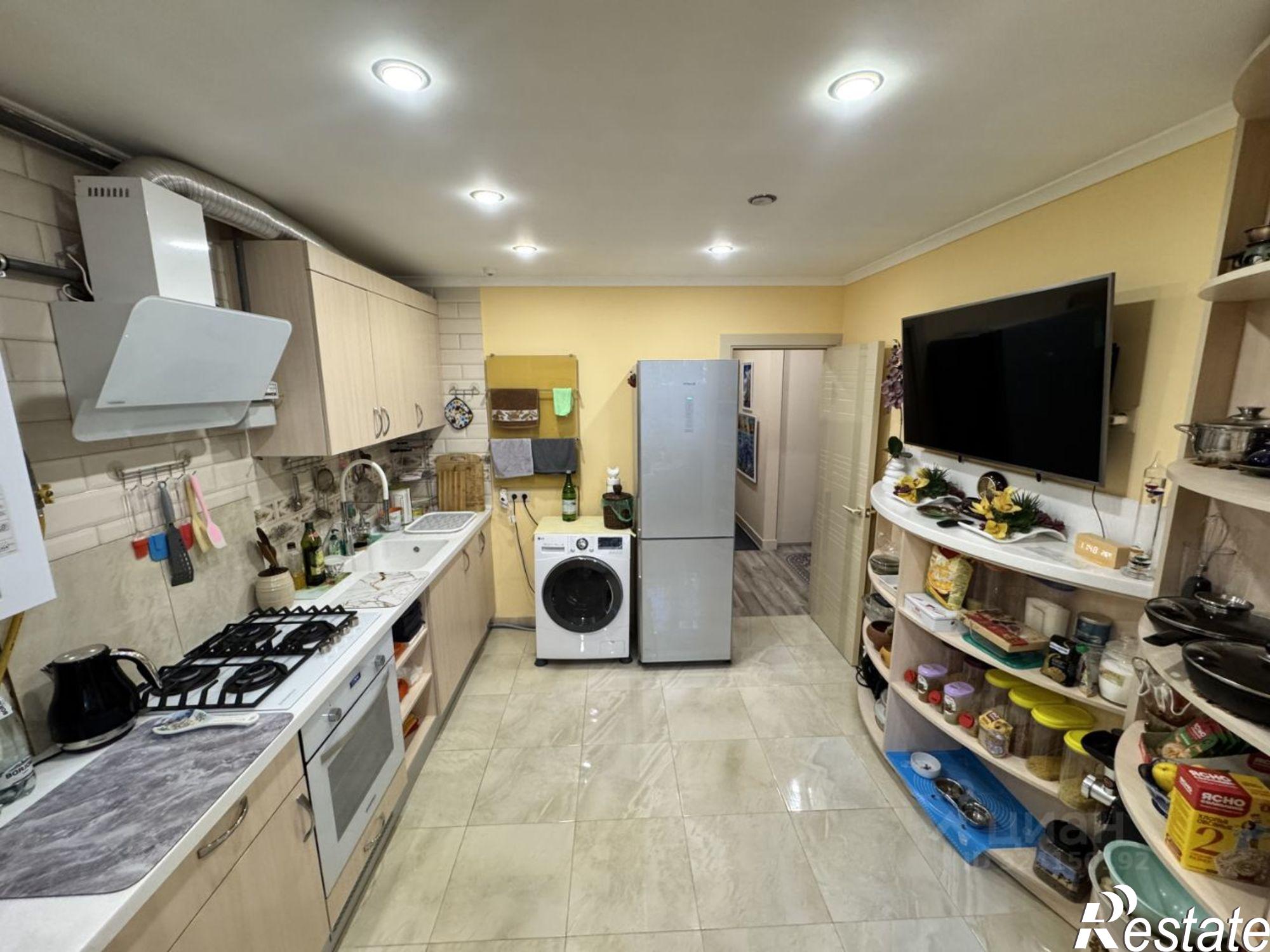 Купить квартиру за 10 200 000 рублей на ул Изобильная, 10