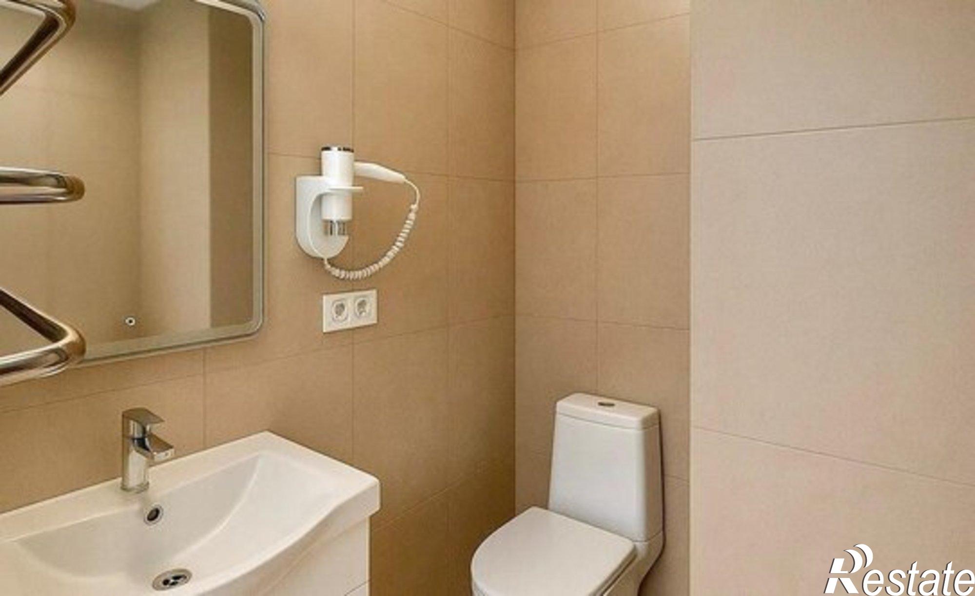 Купить квартиру за 11 700 000 рублей на наб Ленина В.И. имени, 13