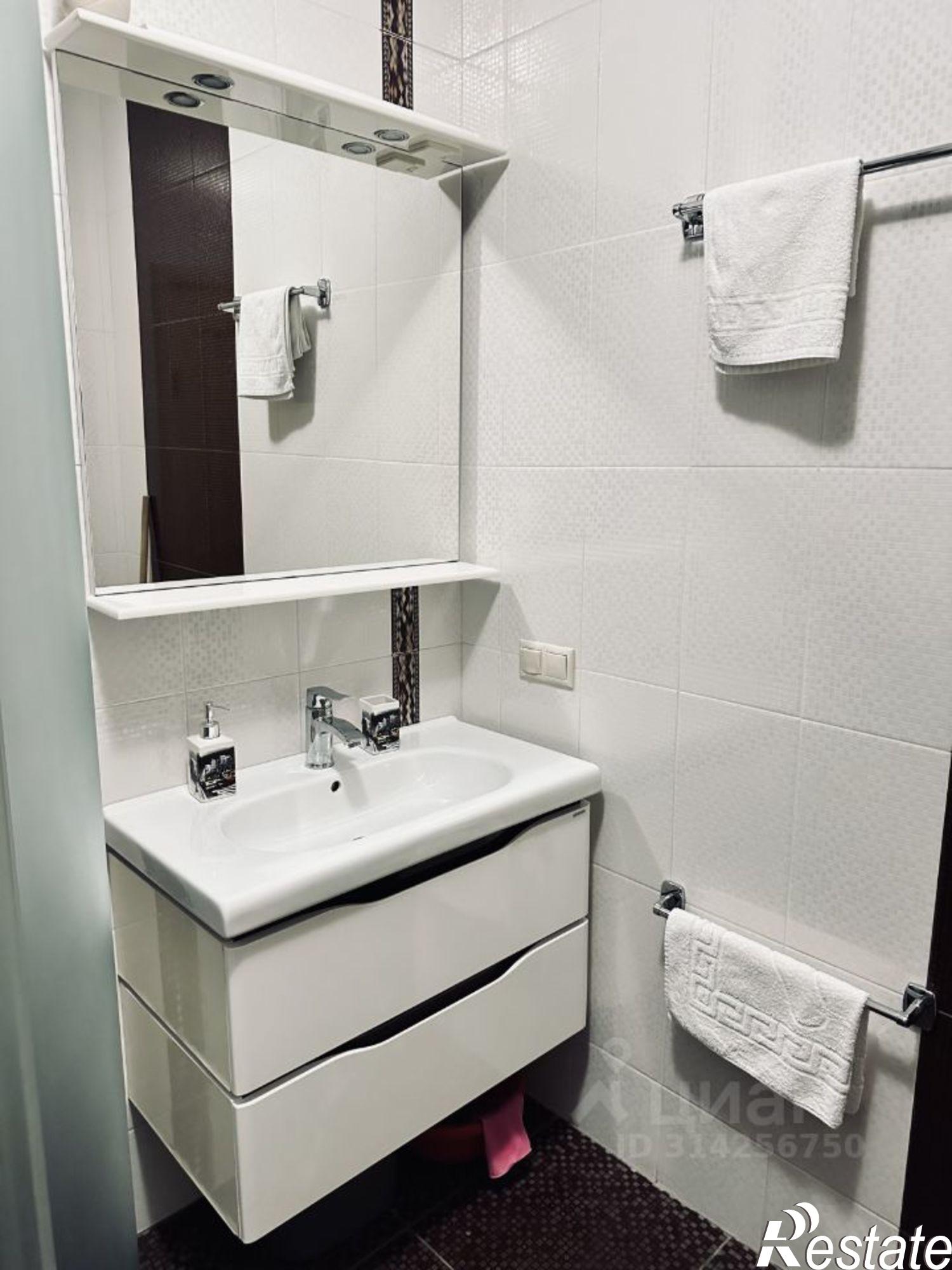 Сдать квартиру за 50 000 рублей на Парковый проезд, 5