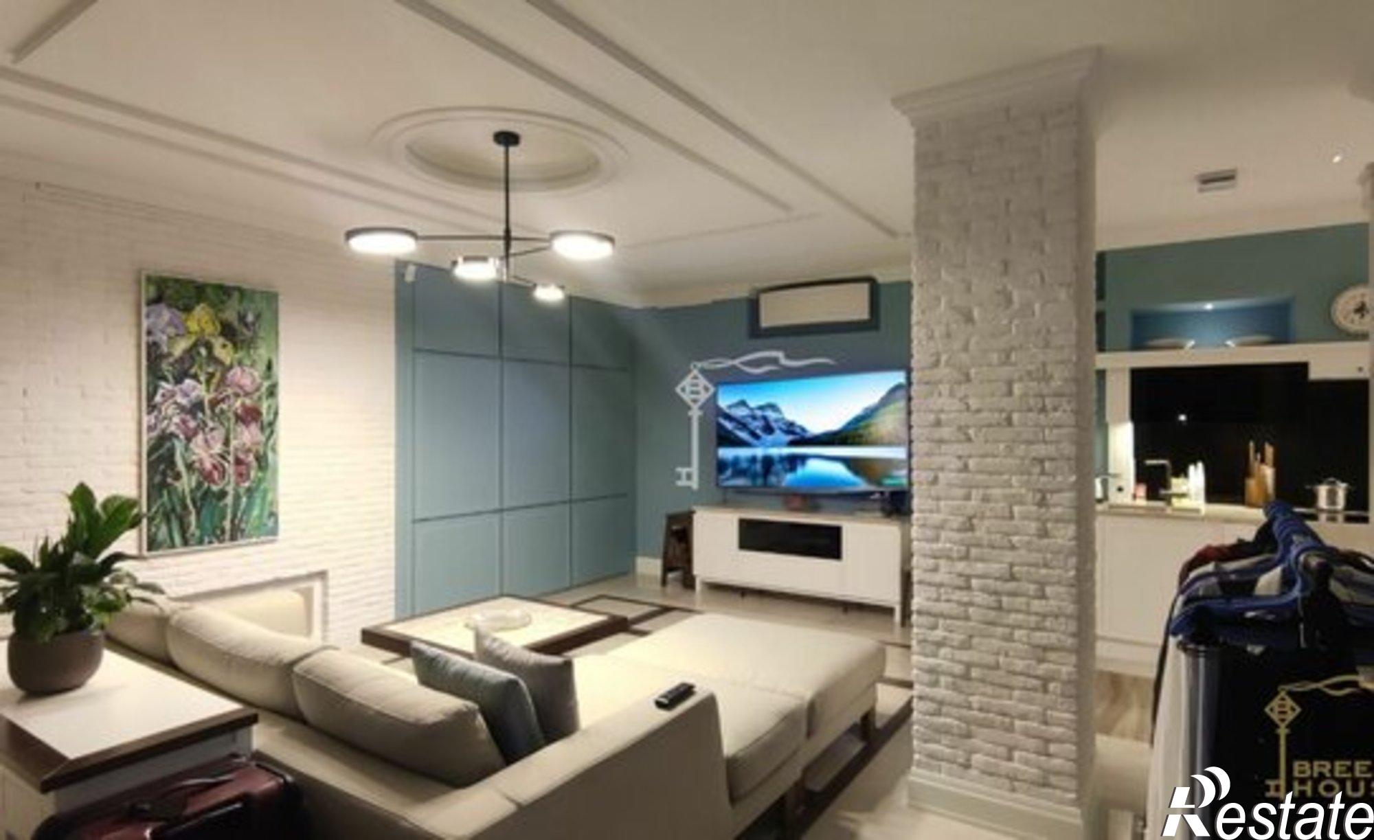 Купить квартиру за 45 000 000 рублей на Таврическая улица, 2Б