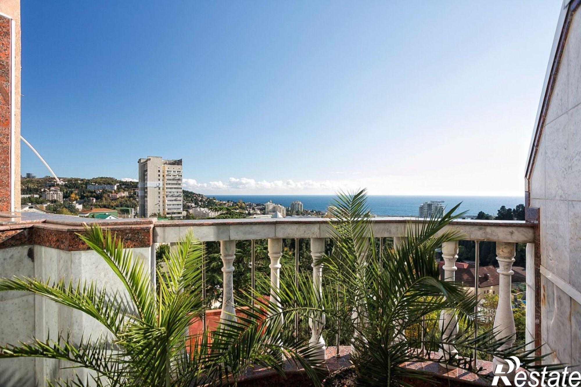 Купить квартиру за 20 000 000 рублей на Загородная улица, 17В