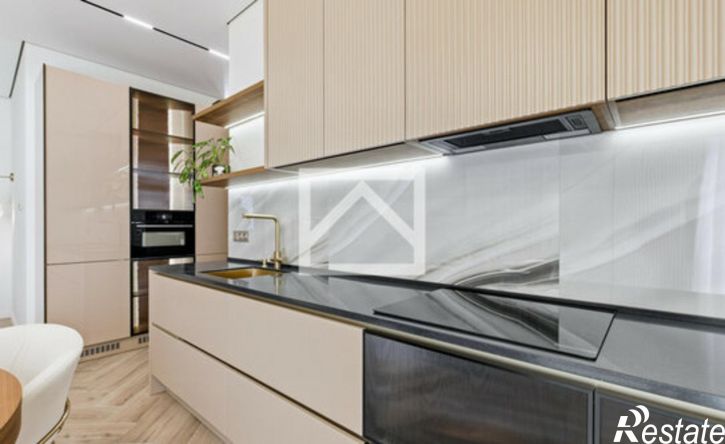 3-комн квартира Московская улица, 15 к7,  д. 15 к7