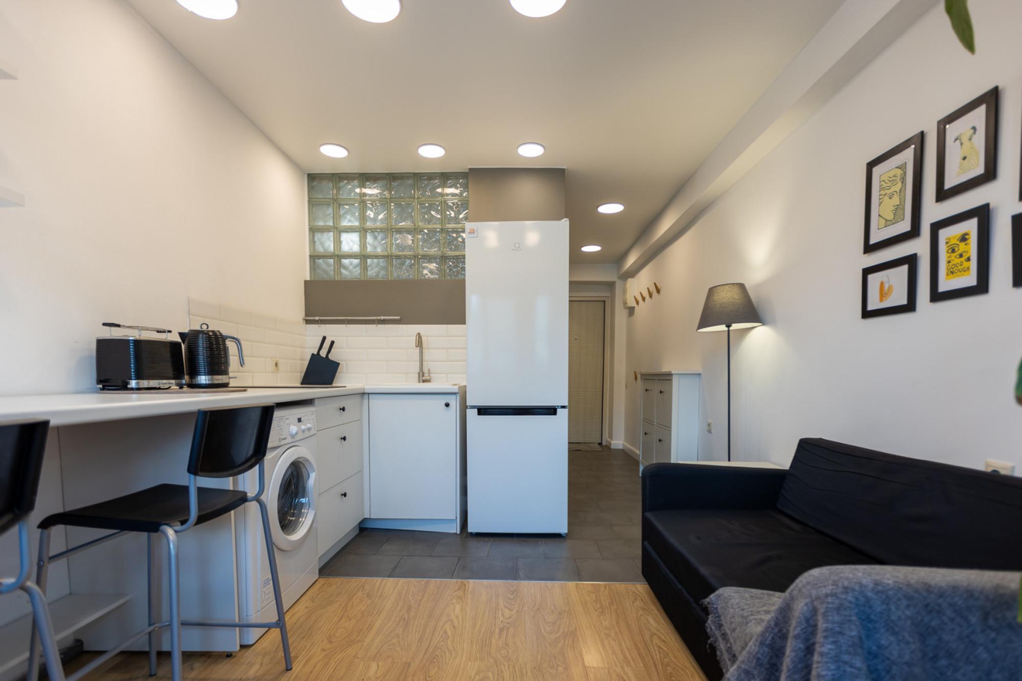 Купить квартиру за 15 200 000 рублей на Южнобережное ш., 30