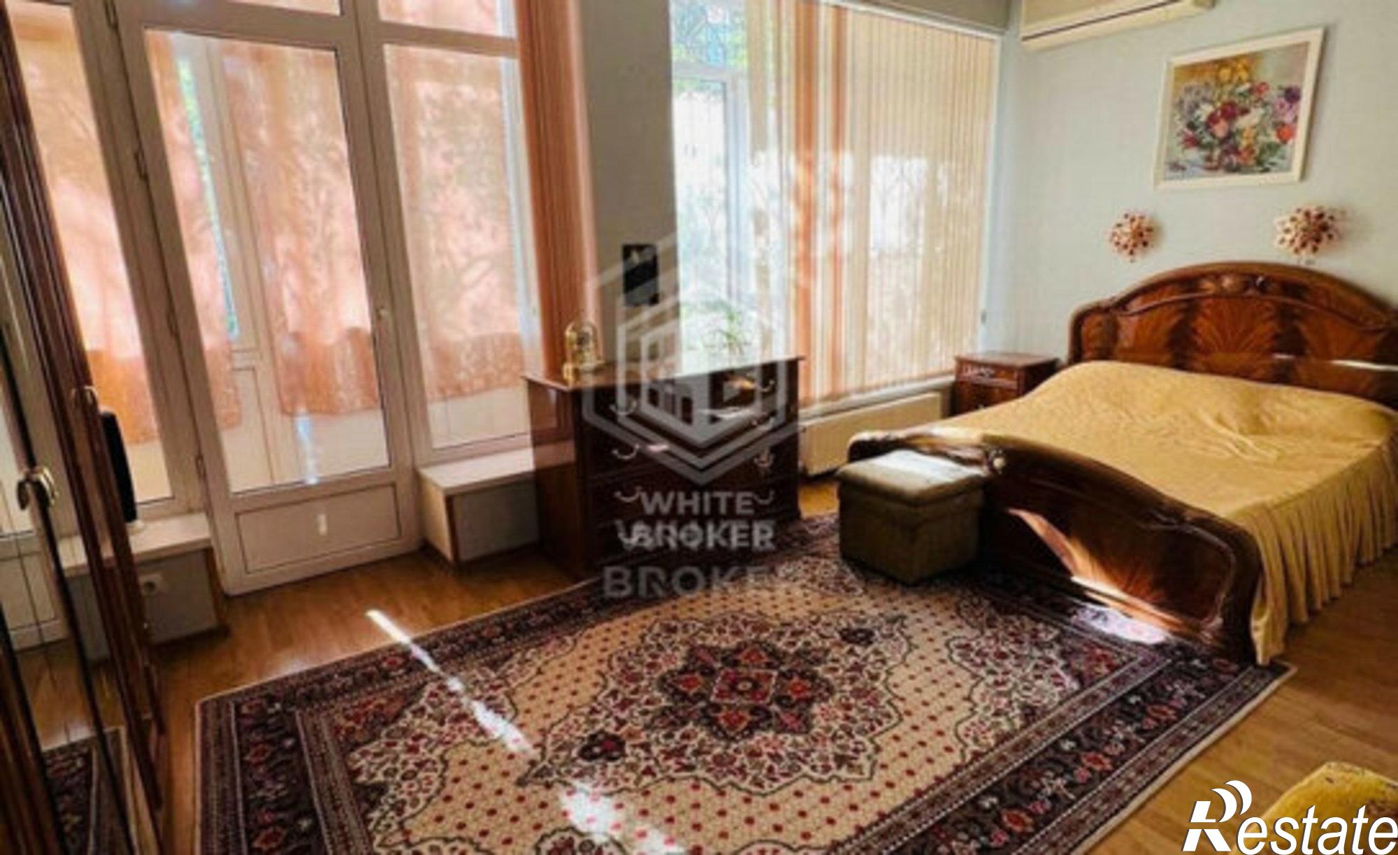 Купить квартиру за 38 000 000 рублей на Киевская улица, 12