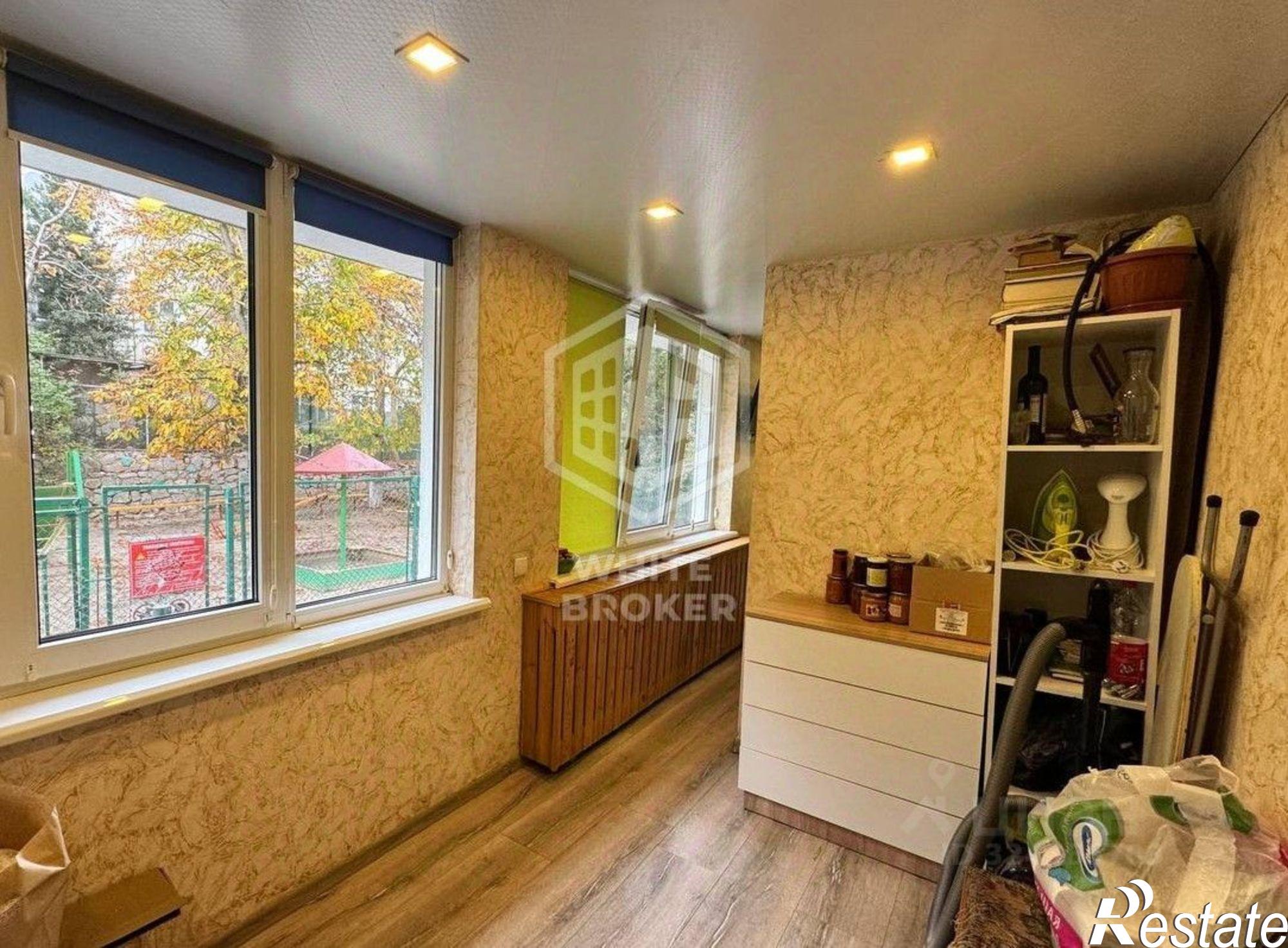 Купить квартиру за 11 000 000 рублей на ул Риекская, 5