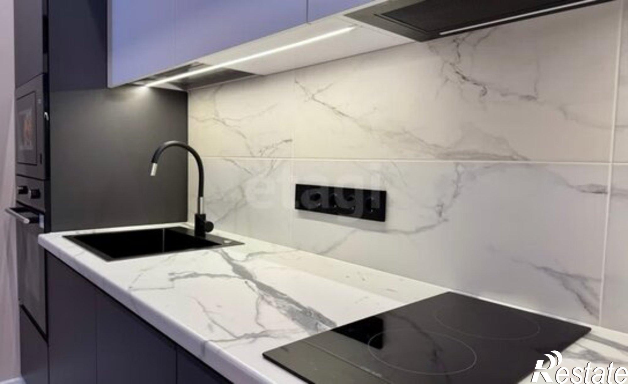 Купить квартиру за 23 490 000 рублей на Таврическая улица, 2Б