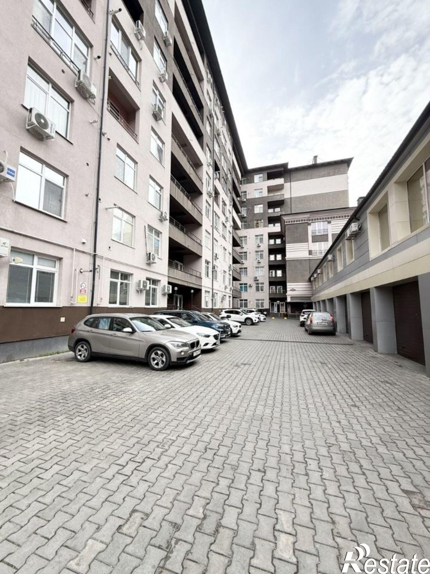 Купить квартиру за 14 000 000 рублей на ул Красных Партизан, 14