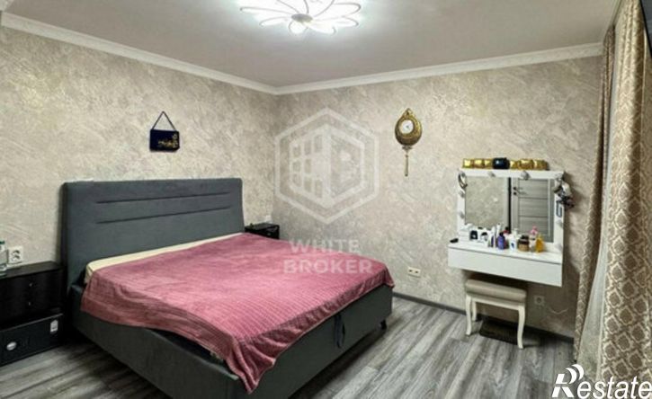 3-комн квартира ул Дарсановская, 12,  д. 12