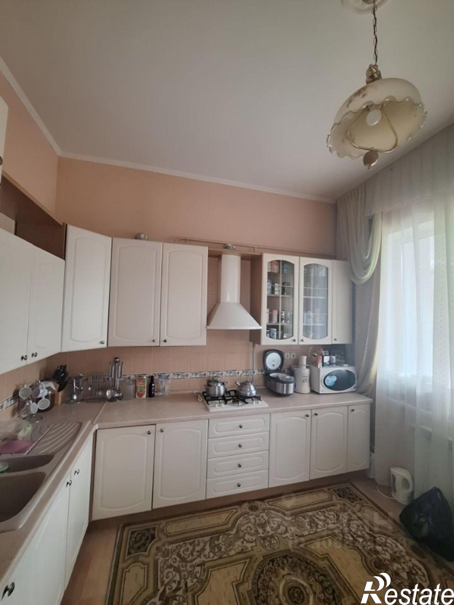 Купить дачу, дом, коттедж за 171 000 000 рублей на ул Ореховая, 12