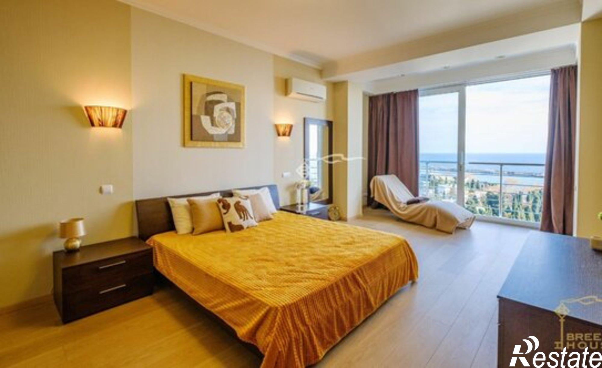 Купить квартиру за 84 000 000 рублей на ул Чехова, 27А